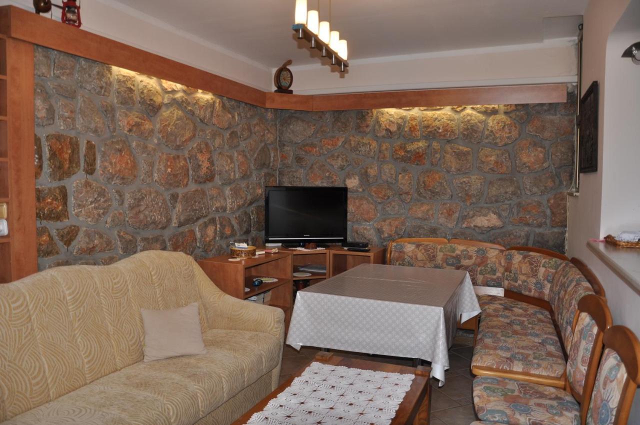 Apartmani Karla Klenovica Exteriör bild