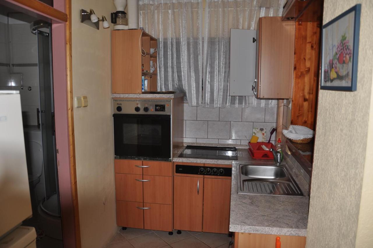 Apartmani Karla Klenovica Exteriör bild