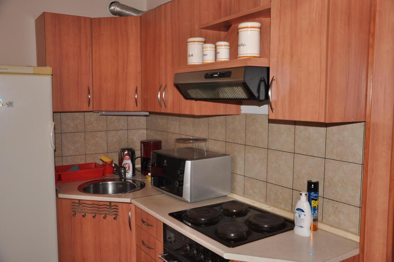 Apartmani Karla Klenovica Exteriör bild